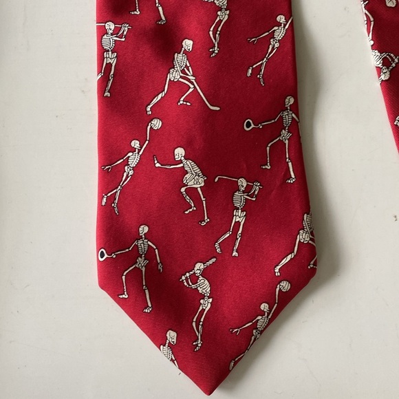 Antatomical Chart Co. Skeletons Plating Sports Tie. Silk. Made in USA - Picture 4 of 9